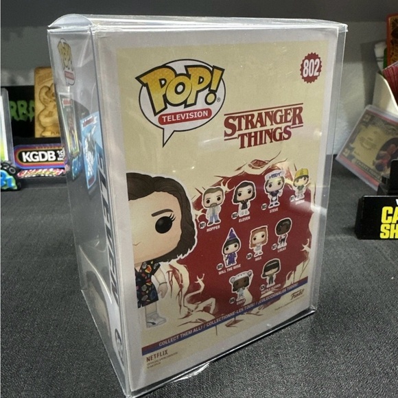 Funko Pop Stranger Things Eleven #802 - Picture 3 of 6